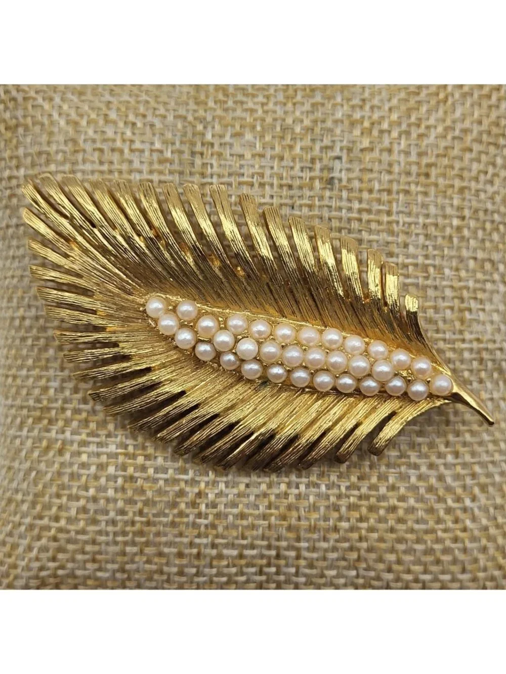 Vintage Signed Napier Brooch Leaf Feather Faux Pearls Goldtone elegant bridal